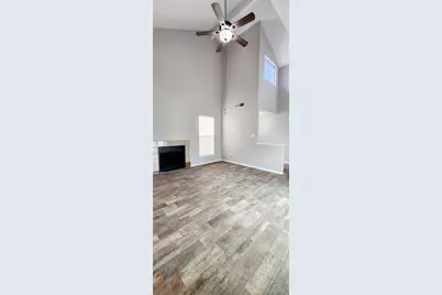 129 Wagon Lane Loop Lane N, Angleton, TX 77515 - Photo 4