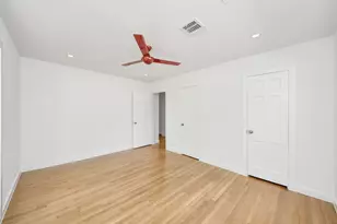 7610 Highmeadow Dr, Houston, TX 77063 - Photo 30