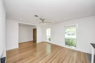 7610 Highmeadow Dr, Houston, TX 77063 - Photo 40