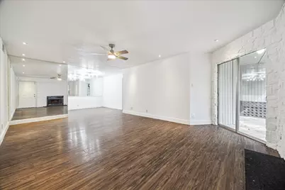 9700 Leawood Boulevard #1214, Houston, TX 77099 - Photo 6