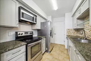 9700 Leawood Blvd, Houston, TX 77099 - Photo 8