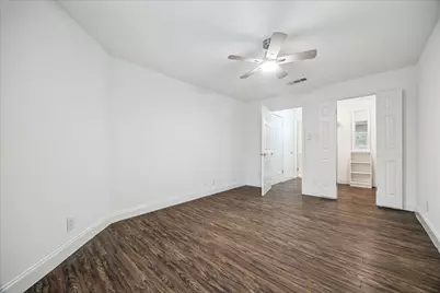 9700 Leawood Boulevard #1214, Houston, TX 77099 - Photo 16