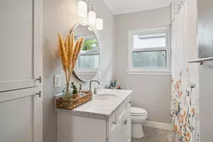 8511 Greenbush St, Houston, TX 77025 - Photo 10