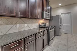 10059 Hyacinth Way, Conroe, TX 77385 - Photo 6