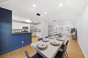 3326 Cloverdale St, Houston, TX 77025 - Photo 4