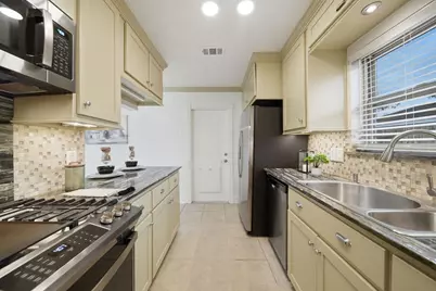 2202 Sierra Street, Kemah, TX 77565 - Photo 22