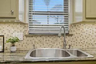 2202 Sierra St, Kemah, TX 77565 - Photo 24