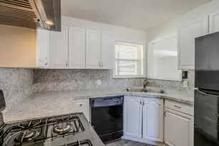 6434 Leader St, Houston, TX 77074 - Photo 28