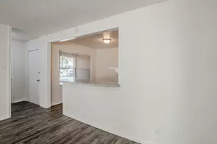 6434 Leader St, Houston, TX 77074 - Photo 16