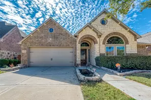 10214 Carolyndale Dr, Richmond, TX 77407 - Photo 2