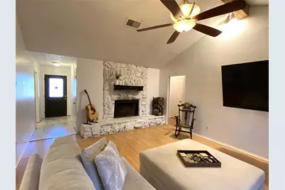 9810 Shell Rock Road, La Porte, TX 77571 - Photo 2