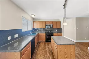434 Laurel Timbers Dr, Houston, TX 77339 - Photo 2