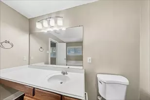 434 Laurel Timbers Dr, Houston, TX 77339 - Photo 10