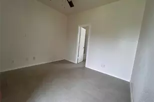 6841 Larkstone St, Houston, TX 77028 - Photo 2