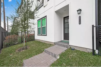 2712 Grand Fountains Drive #H, Houston, TX 77054 - Photo 2