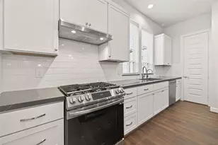 2712 Grand Fountains Dr, Houston, TX 77054 - Photo 20