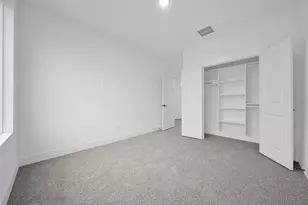 7618 Inwood Hls Ln, Houston, TX 77088 - Photo 32