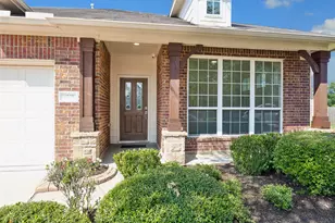 6350 Bain Dr, Missouri City, TX 77459 - Photo 2