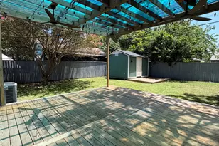 922 Hector Ave, Pasadena, TX 77502 - Photo 32