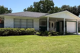 922 Hector Ave, Pasadena, TX 77502 - Photo 1