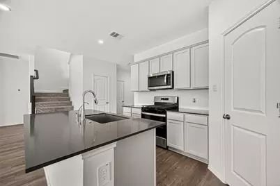 318 Springfield Shores Court, Crosby, TX 77532 - Photo 16