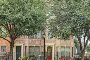 2110 Shearn St, Houston, TX 77007 - Photo 1