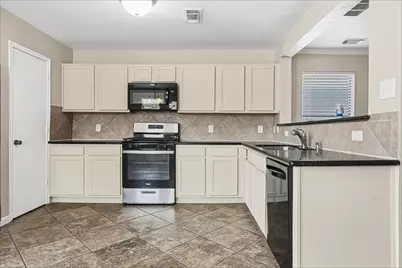 11411 Seven Sisters Drive, Tomball, TX 77375 - Photo 2