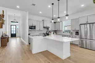 2211 Cherry Brg Ln, Tomball, TX 77375 - Photo 4