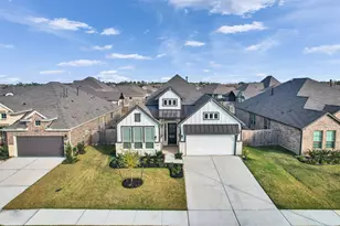 2211 Cherry Brg Ln, Tomball, TX 77375 - Photo 1