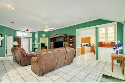 803 W Peach Hollow Circle, Pearland, TX 77584 - Photo 10