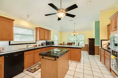 803 W Peach Hollow Circle, Pearland, TX 77584 - Photo 12
