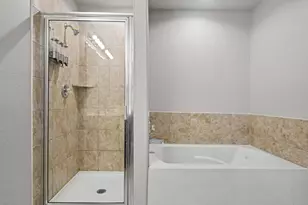 4014 Emperor Valley Ln, Baytown, TX 77521 - Photo 18