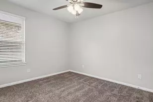 4014 Emperor Valley Ln, Baytown, TX 77521 - Photo 12