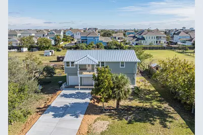 2118 103rd Street, Galveston, TX 77554 - Photo 2