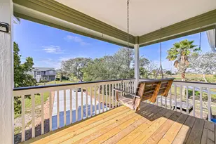 2118 103rd St, Galveston, TX 77554 - Photo 4