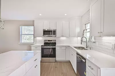 2118 103rd Street, Galveston, TX 77554 - Photo 12