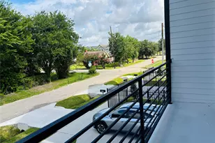 2010 Yates St, Houston, TX 77020 - Photo 16