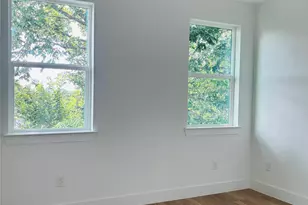 2010 Yates St, Houston, TX 77020 - Photo 12
