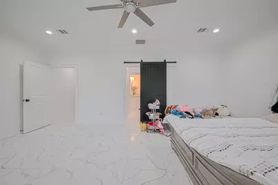 9534 Irby Street, Houston, TX 77088 - Photo 18