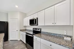 7119 Evitale Wy, Houston, TX 77049 - Photo 14