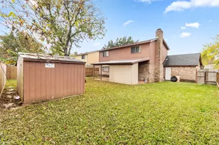 8618 Apothecary Ln, Houston, TX 77064 - Photo 38