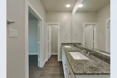 5163 Klein Orchard Drive, Houston, TX 77066 - Photo 8