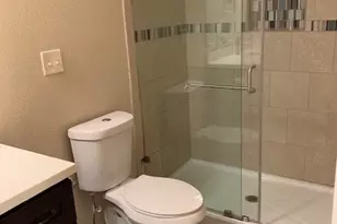 407 W Semands St, Conroe, TX 77301 - Photo 18