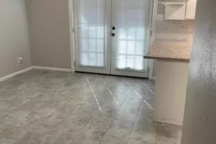 407 W Semands St, Conroe, TX 77301 - Photo 12