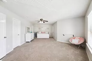 2411 Lakeway Dr, Friendswood, TX 77546 - Photo 26