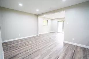 7130 Heath St, Houston, TX 77016 - Photo 2