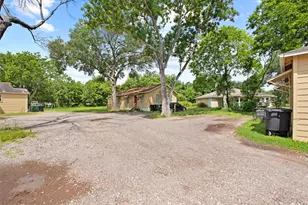 8244 Hartford St, Houston, TX 77017 - Photo 10