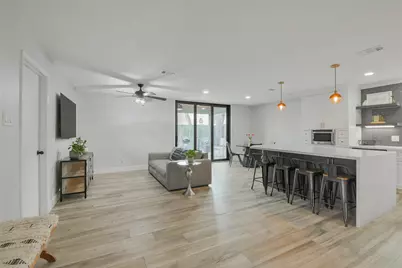 3615 Mayfield Oaks Lane, Houston, TX 77088 - Photo 10