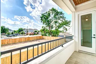 737 W 21st St, Houston, TX 77008 - Photo 20