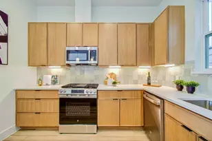 737 W 21st St, Houston, TX 77008 - Photo 20